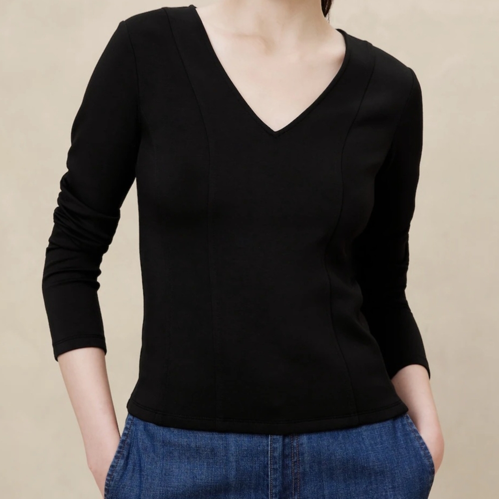 NWT Banana Republic Factory Soft Touch Scuba Fitted Top Woman Black(Size: M & L)
